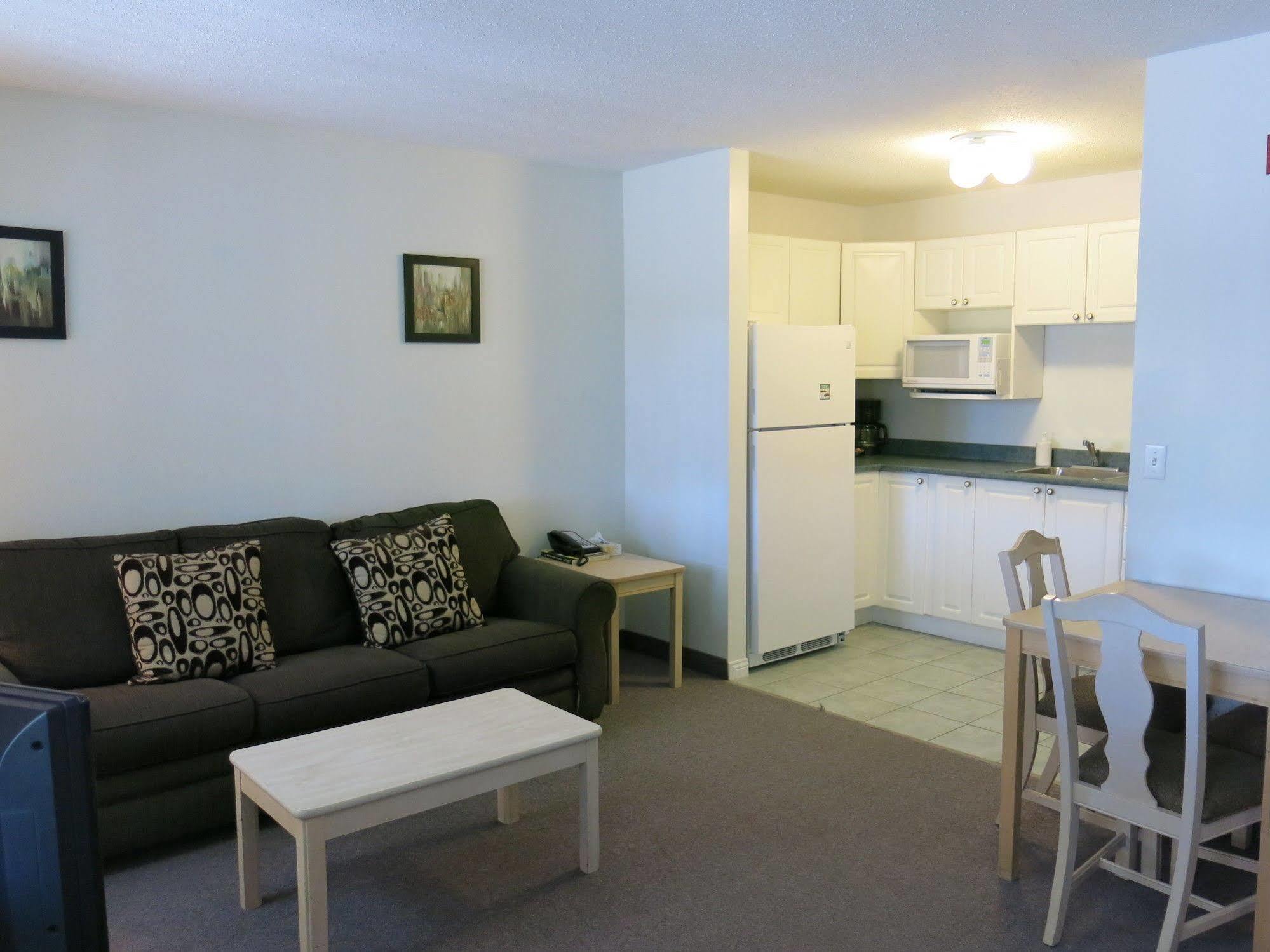 Shemron Suites Hotel Deep River Extérieur photo