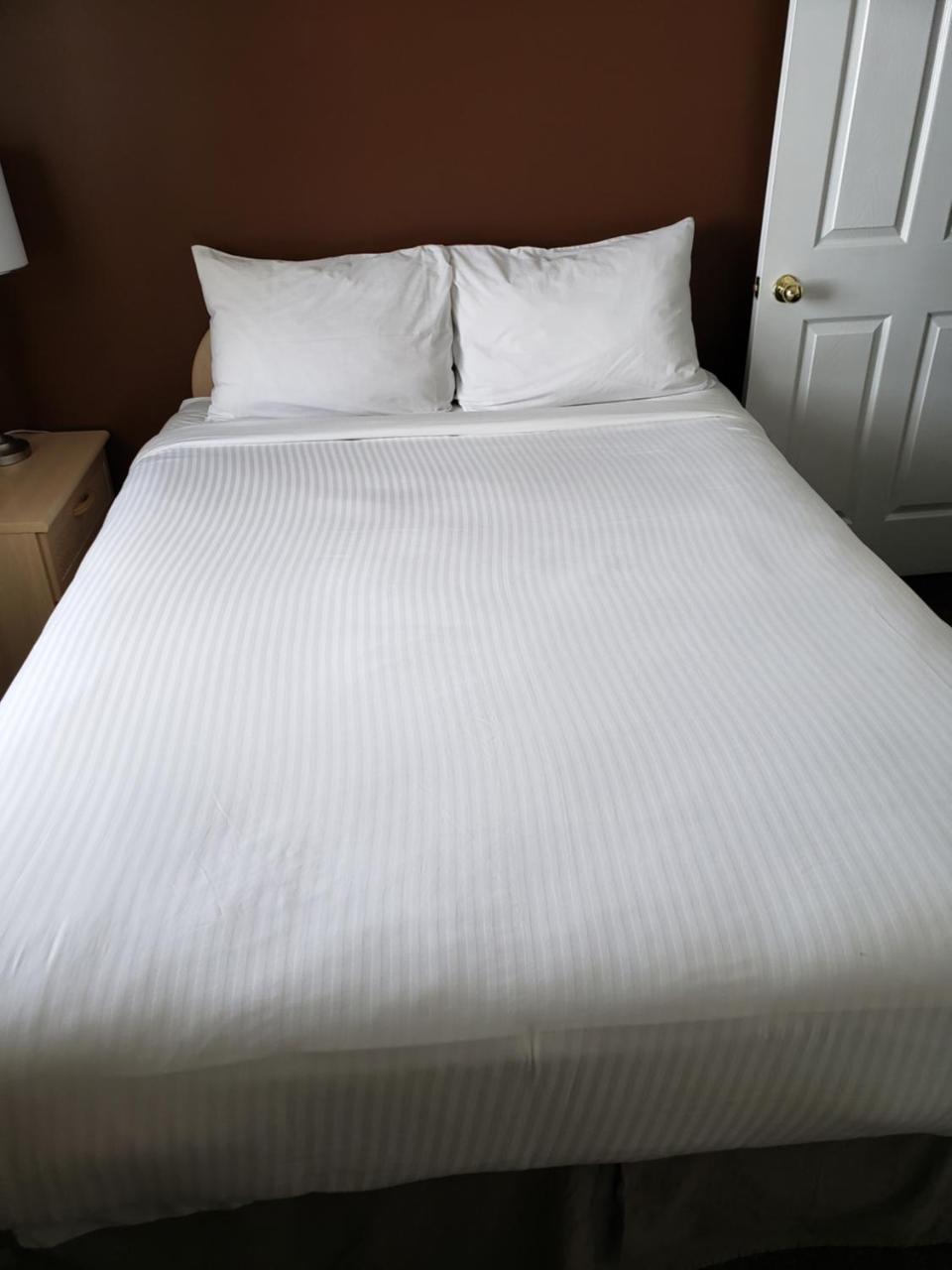 Shemron Suites Hotel Deep River Extérieur photo
