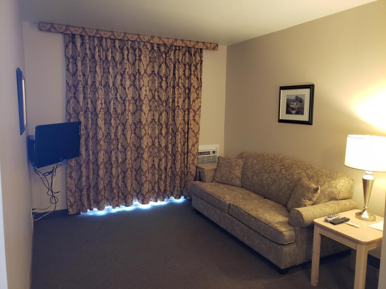 Shemron Suites Hotel Deep River Extérieur photo