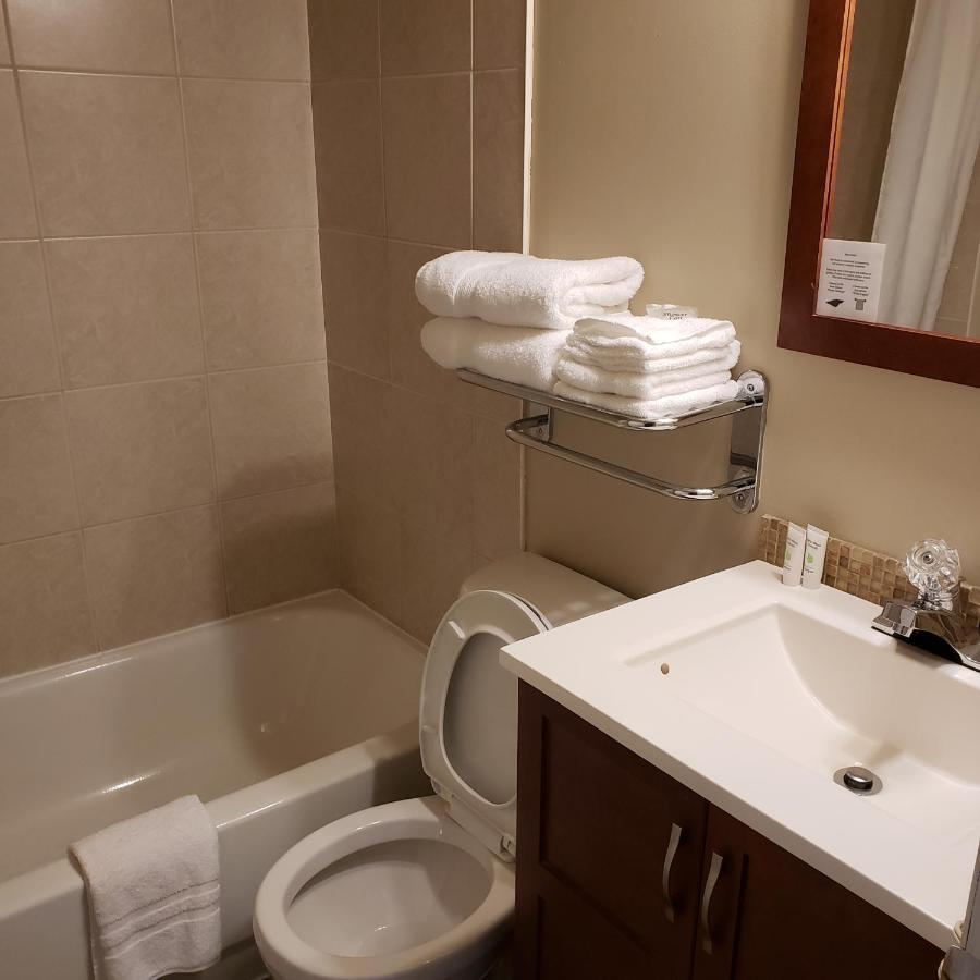 Shemron Suites Hotel Deep River Extérieur photo